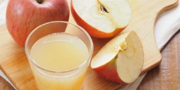 Jus Mengkudu dan Apel Dapat Mematikan Kuman serta Sel Kanker