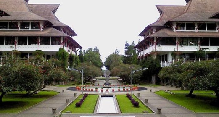 Kebijakan Kerja Part Time bagi Mahasiswa Penerima Beasiswa UKT di ITB