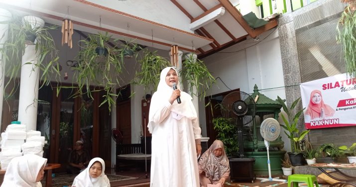 Kak Nun, Istri Heri Koswara Gelar Dialog Bersama Warga: Wali Kota Itu Melindungi Rakyatnya