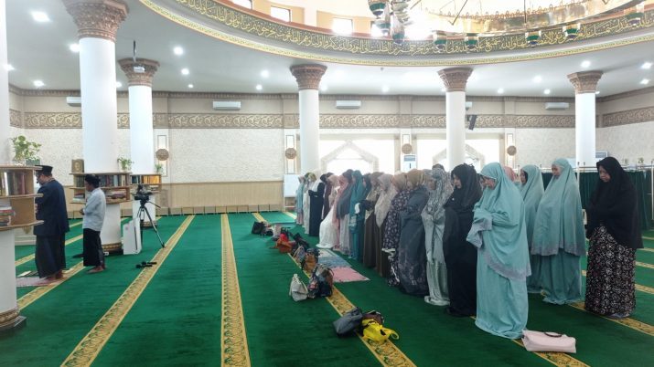 Sadar Merupakan Amanah Langsung dari Allah, Masjid Adz Dzikra Galaxy Bekasi Rutin Gelar Kelas Tahsin dan Kajian Muslimah