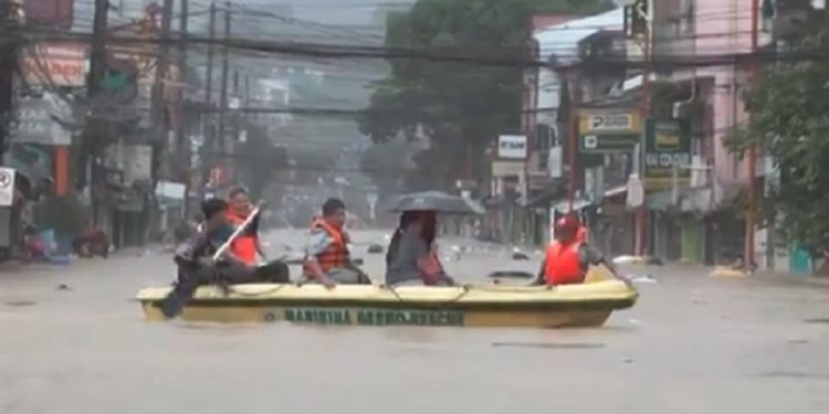 76 Orang Tewas Akibat Badai Tropis Trami Menghantam Filipina Tengah dan Utara