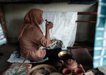 Gunawan Setiawan, Generasi Keempat Pembuat dan Penjual Batik