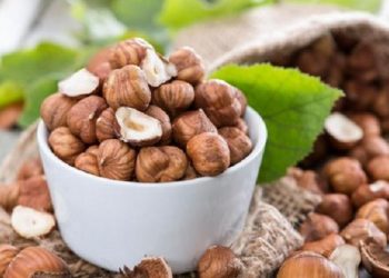 Cara Membuat Scrub Alami yang Berbahan Kacang Hazel