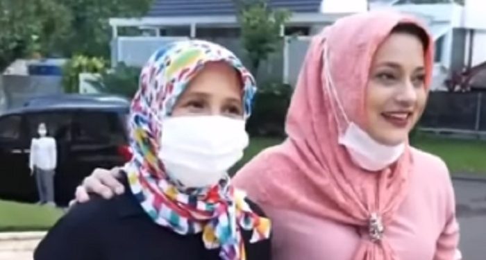 Ingrid Kansil Mengenang Almarhumah Marissa Haque dengan Kesan Sopan, Ramah dan Pintar