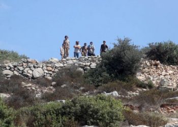 Pemukim Israel Merampas Tanah Tepi Barat yang Diduduki dengan Kedok Perang