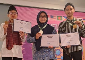 Siswa JISc Raih Medali Perunggu pada Ajang International Reasearch Competition for Young Scientist