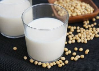 Simak Cara Membuat Masker Wajah dari Kacang Kedelai