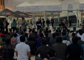 Mahasiswa Universitas Swinburne Melbourne Protes Adanya Penutupan Sholat Jumat Berjamaah