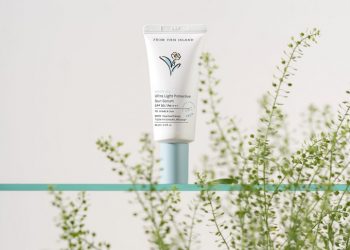 Maudy Ayunda dan From This Island Luncurkan White Tea Ultra Light Protective Sun Serum SPF 50 / PA ++++