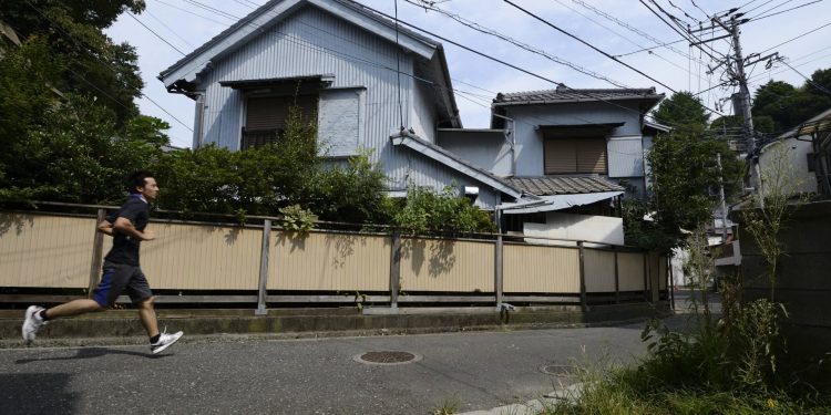Jepang dengan Jumlah Penduduk yang Terus Berkurang
