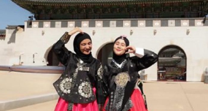 Bergaya Kembar, Shireen Sungkar dan Ryana Dea Liburan Bersama ke Korea Selatan