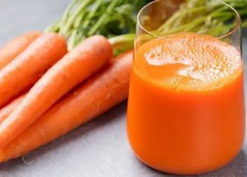 Ketahui Terapi Jus untuk Sakit Katarak