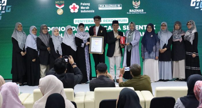 BAZNAS RI dan PIA Raih Rekor MURI Donor Darah Secara Serentak oleh Mustahik Terbanyak