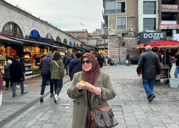 Hidup Bukan Kumpulan Hafalan