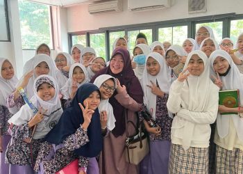 Guru Itu Pejuang Risalah Nabi