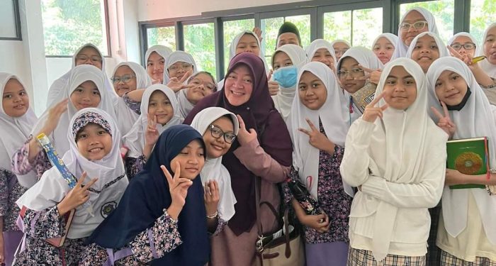 Guru Itu Pejuang Risalah Nabi