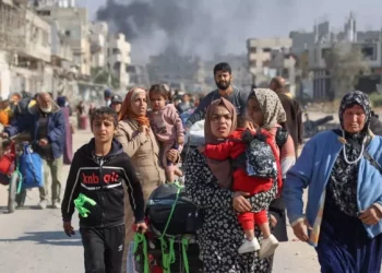 Tentara Israel Bakar Sekolah di Gaza Utara Setelah Truk Bantuan Masuk