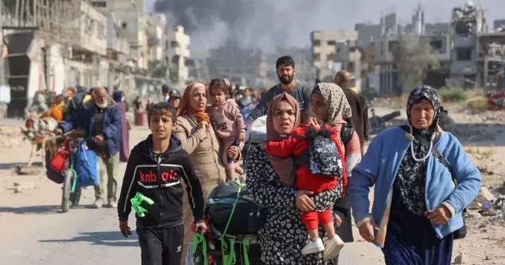 Tentara Israel Bakar Sekolah di Gaza Utara Setelah Truk Bantuan Masuk
