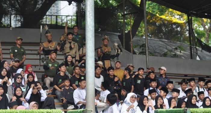 100 Anak Yatim dan Dhuafa Berlibur Bahagia di Jakarta Bird Land