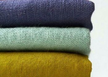 Berikut Bahan Pakaian yang Nyaman saat Musim Hujan