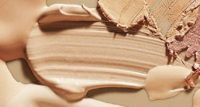 Tips Gunakan Foundation agar Hasil Merata