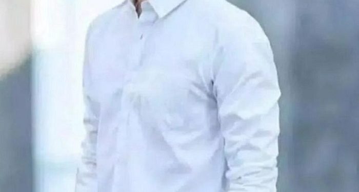 Beberapa Ide Styling Kemeja Putih untuk Pria