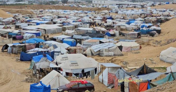 Hampir 10.000 Tenda Hanyut dan Rusak Karena Cuaca Buruk di Gaza