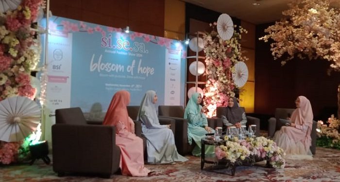 Koleksi Terbaru, Annual Fashion Show Si.Se.Sa Bertemakan Blossom of Hope