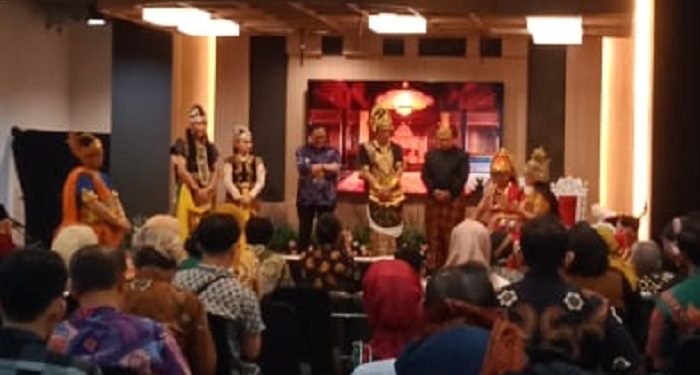 Olivia Zalianty dan Marcella Zalianty Ikut Peran dalam Pentas Seni Ketoprak