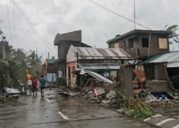 Topan Dahsyat Man-yi Filipina Memicu Gelombang Pasang