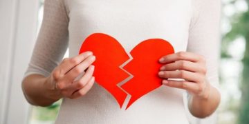 Mengapa Harus Sakit Hati?