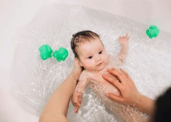 Penting untuk Diperhatikan, Begini Cara Merawat Bayi yang Baru Lahir