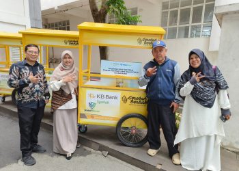 Inovasi Wakaf Uang: Wakaf Warrior Salurkan Gerobak Usaha untuk UMKM