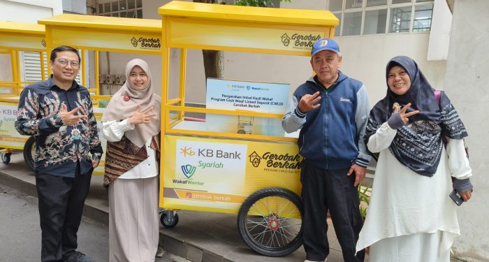 Inovasi Wakaf Uang: Wakaf Warrior Salurkan Gerobak Usaha untuk UMKM