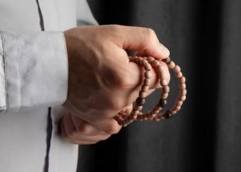 Tetaplah Bersama Panduan Ulama