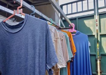 Cara Mencegah Pakaian Bau Apek saat Musim Hujan