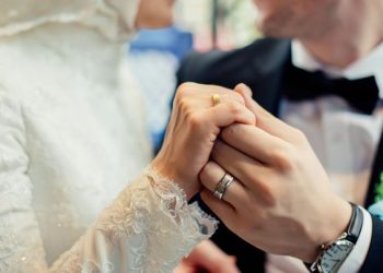 Hukum Tidak Menafkahi Istri yang Durhaka