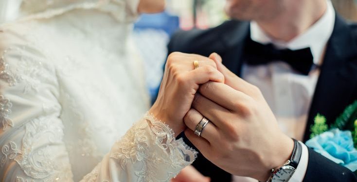 Hukum Tidak Menafkahi Istri yang Durhaka