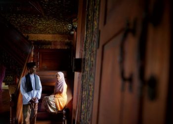 Distraksi Keharmonisan Rumah Tangga