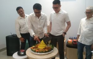 Solusi Digital Kelas Dunia, Indosat Resmikan Gerai IM3 di Kelapa Gading