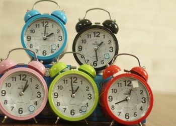 Beberapa Cara Mengatur Waktu Layar untuk Anak saat Liburan