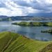 Lima Keunikan Danau Sentani di Papua