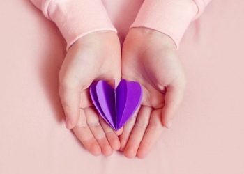 Safa Hussain Beri Pertolongan Pertama pada Neneknya saat Terserang Stroke