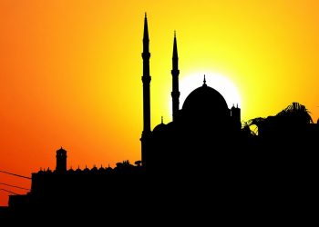 Syar'i Muiz: Sepotong Senja yang Sempurna