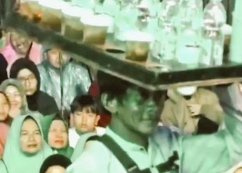 Sengsara Membawa Nikmat untuk Pak Surhaji