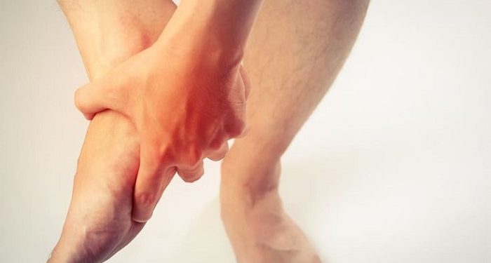 Lima Gejala Asam Urat di Pergelangan Kaki