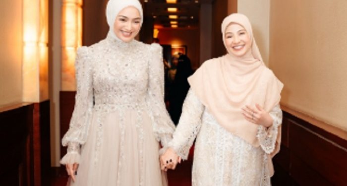 Citra Kirana dan Natasha Rizky Tampil Serasi dalam Gala Premiere Film Terbaru Mereka
