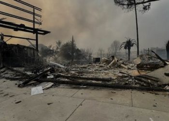 Kebakaran Hutan Telah Menghancurkan Masjid Al-Taqwa di California