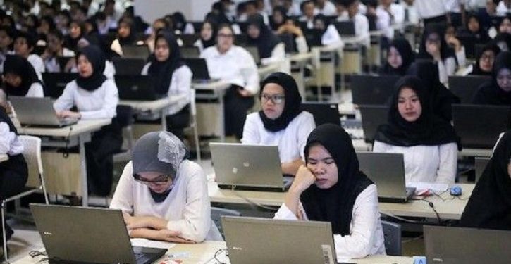 Rencana Kemendikdasmen Beri Biaya Pada Siswa yang Tidak Lolos Seleksi Sekolah Negeri