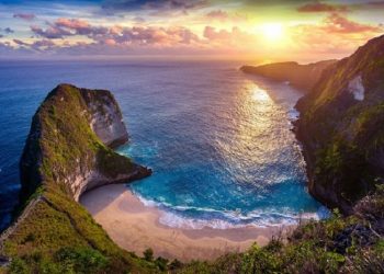 Tiga Pantai Indonesia Masuk Jajaran Pantai Terpopuler di Asia Tenggara Sepanjang Tahun 2024